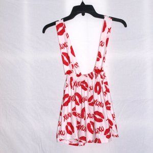 Little Girl Lips Print Top With Suspenders Size X X L